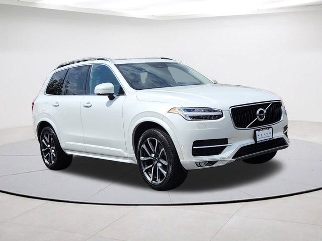 2019 Volvo XC90 Momentum