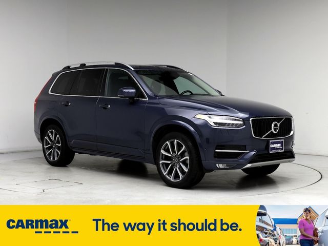 2019 Volvo XC90 Momentum