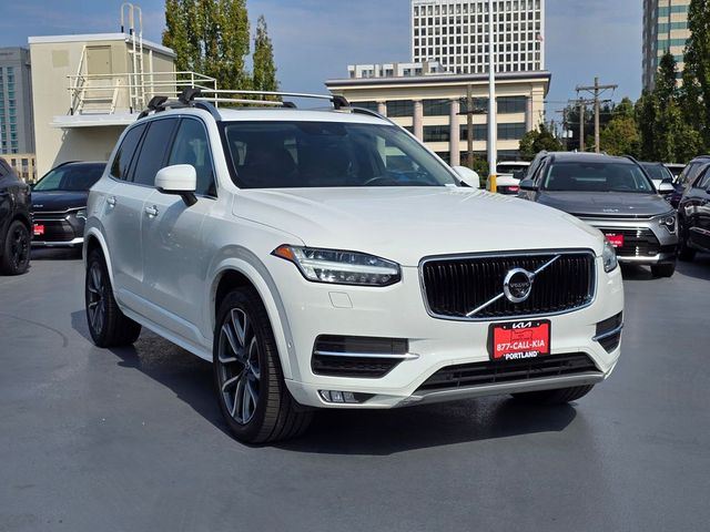 2019 Volvo XC90 Momentum
