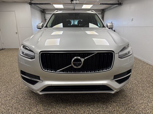 2019 Volvo XC90 Momentum
