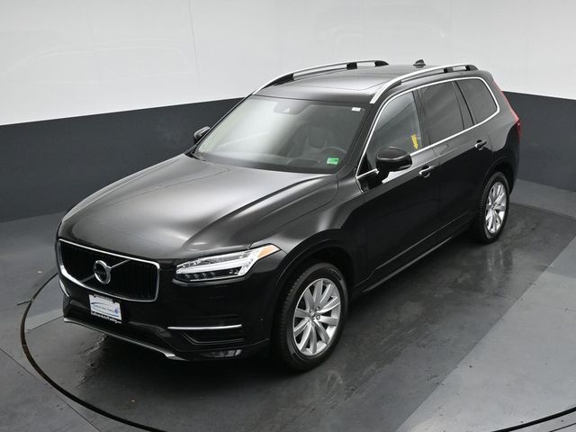 2019 Volvo XC90 Momentum