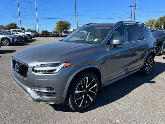 2019 Volvo XC90 Momentum