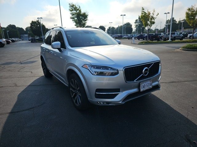 2019 Volvo XC90 Momentum