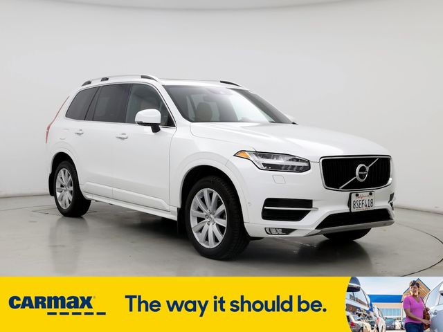 2019 Volvo XC90 Momentum