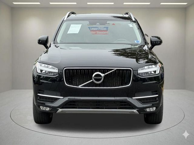 2019 Volvo XC90 Momentum
