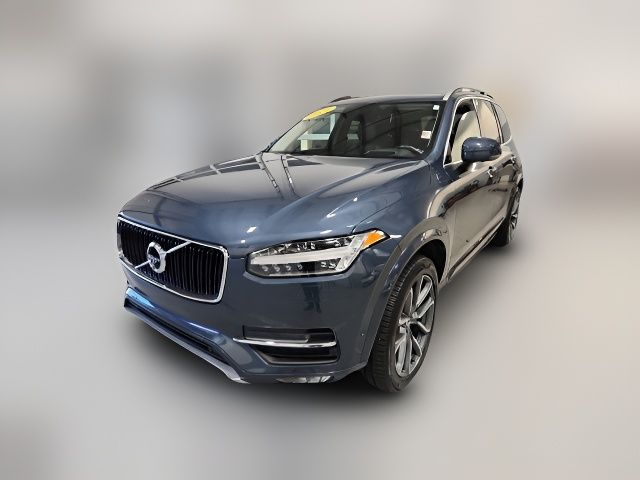 2019 Volvo XC90 Momentum