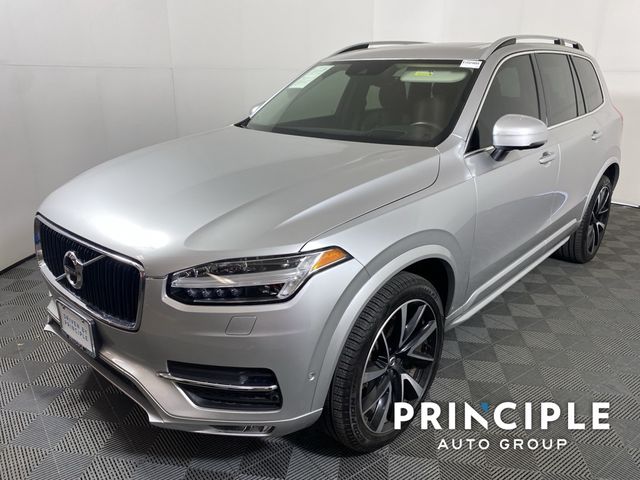 2019 Volvo XC90 Momentum