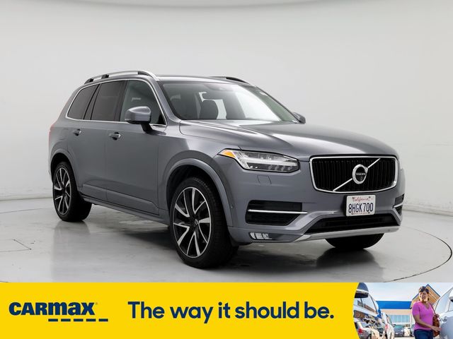 2019 Volvo XC90 Momentum