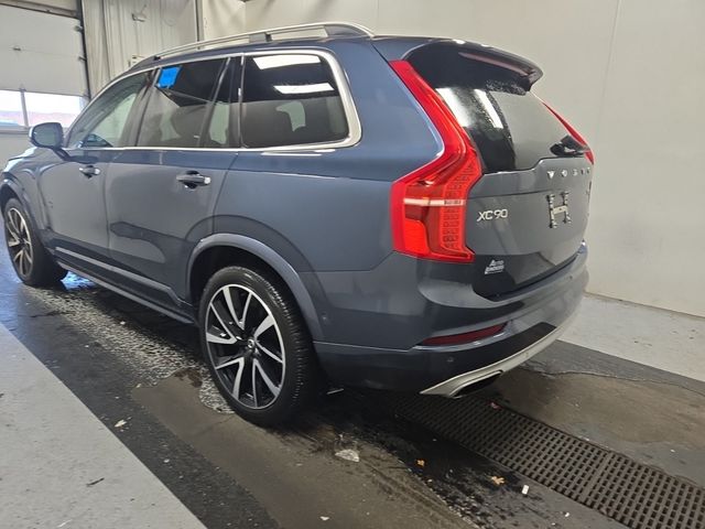 2019 Volvo XC90 Momentum