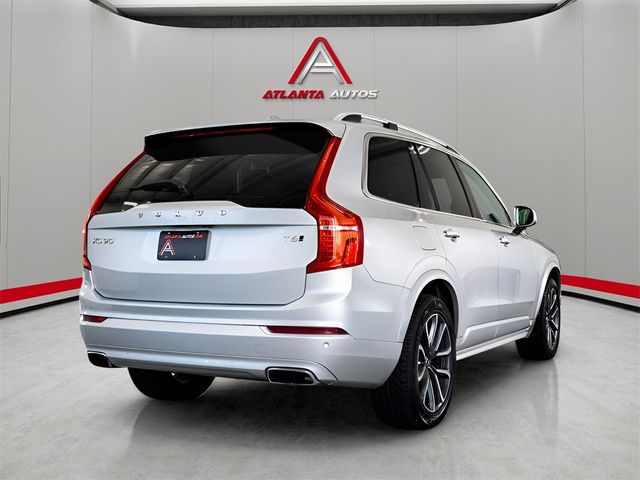 2019 Volvo XC90 Momentum