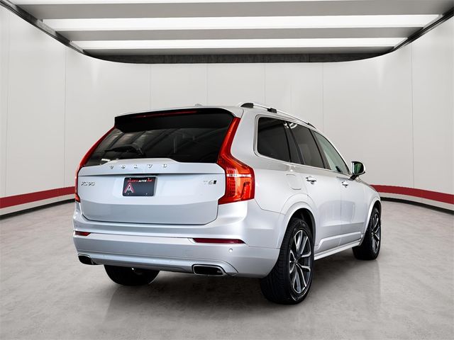 2019 Volvo XC90 Momentum