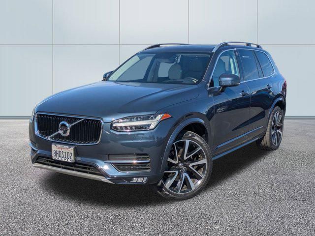 2019 Volvo XC90 Momentum