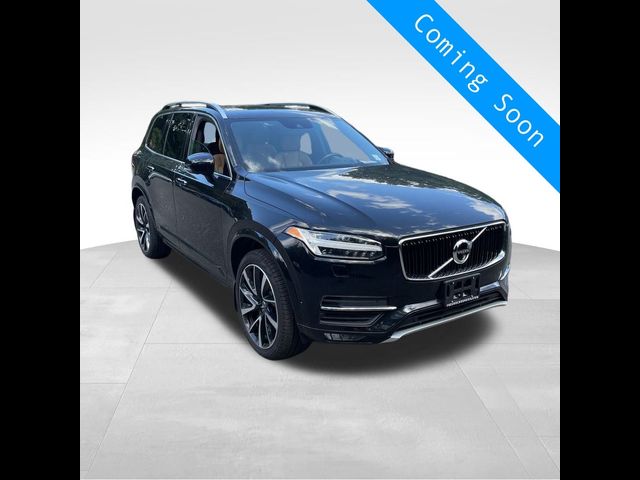 2019 Volvo XC90 Momentum