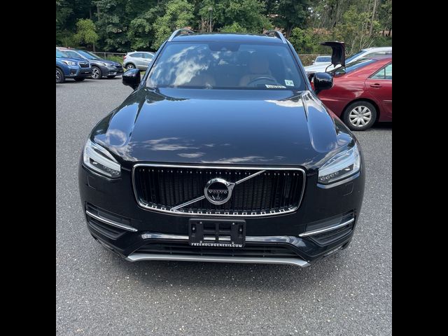 2019 Volvo XC90 Momentum