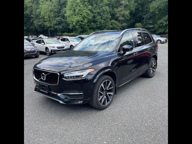 2019 Volvo XC90 Momentum