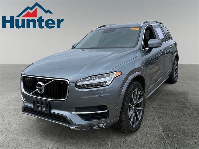 2019 Volvo XC90 Momentum