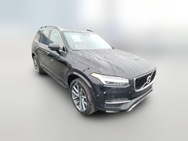 2019 Volvo XC90 Momentum