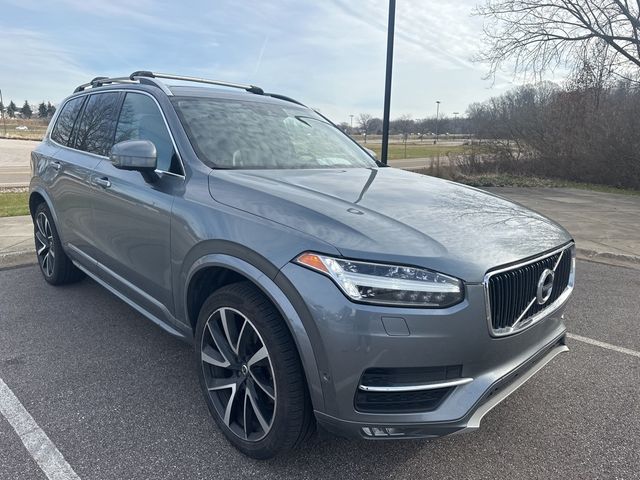 2019 Volvo XC90 Momentum