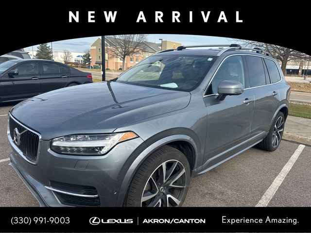 2019 Volvo XC90 Momentum