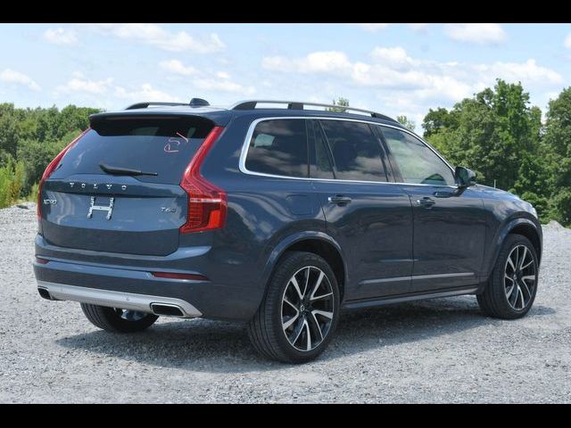 2019 Volvo XC90 Momentum