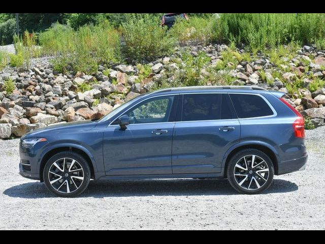 2019 Volvo XC90 Momentum