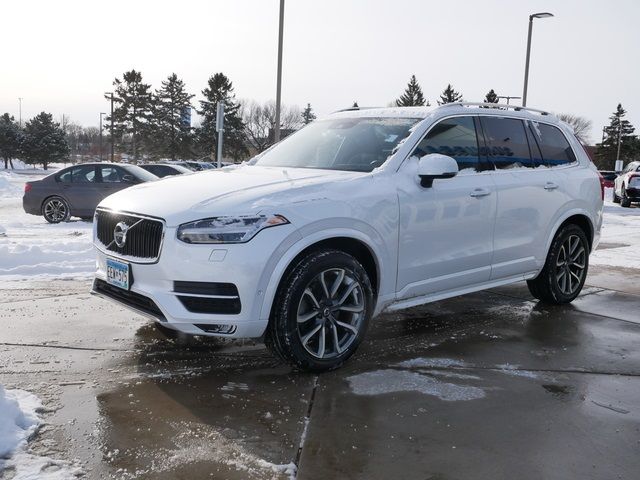 2019 Volvo XC90 Momentum