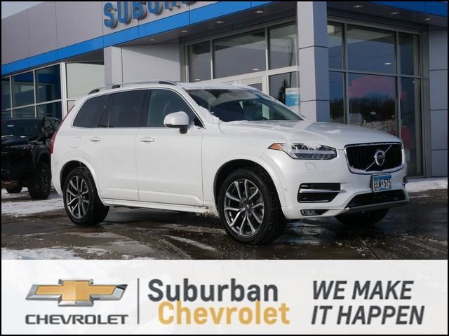 2019 Volvo XC90 Momentum