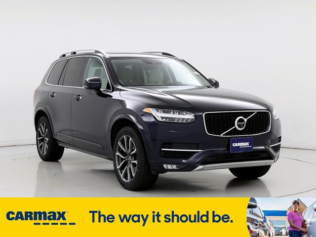 2019 Volvo XC90 Momentum