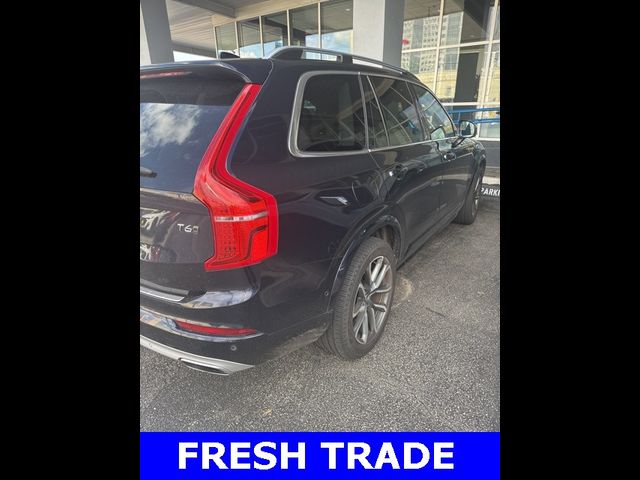 2019 Volvo XC90 Momentum