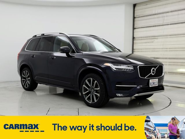 2019 Volvo XC90 Momentum