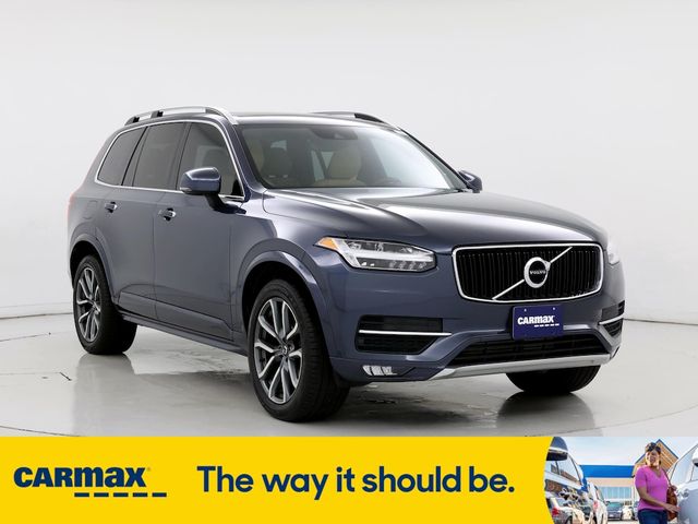 2019 Volvo XC90 Momentum