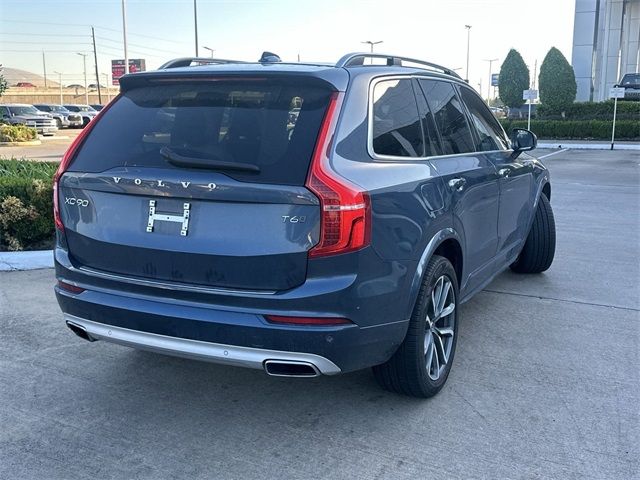 2019 Volvo XC90 Momentum