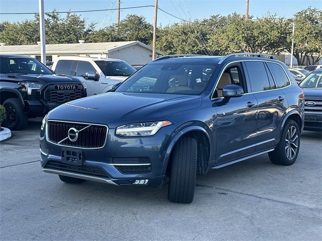 2019 Volvo XC90 Momentum