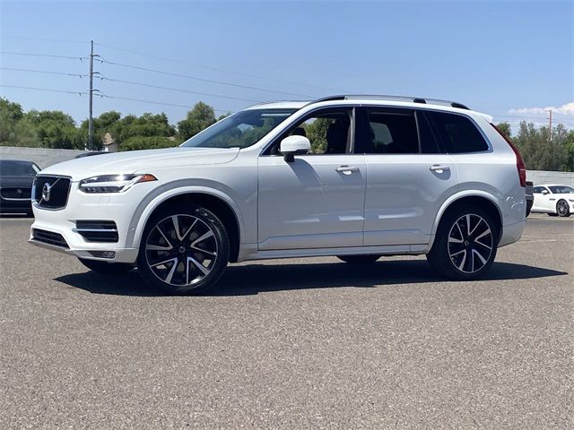 2019 Volvo XC90 Momentum