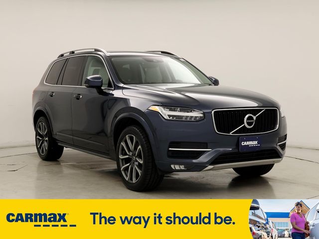 2019 Volvo XC90 Momentum