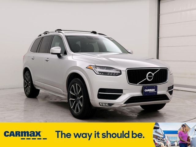 2019 Volvo XC90 Momentum