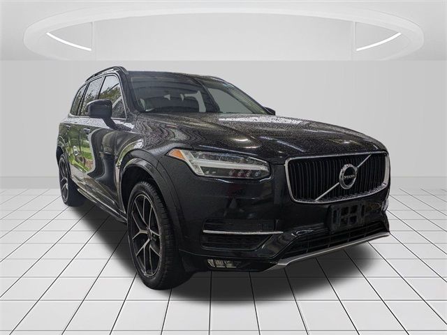 2019 Volvo XC90 Momentum