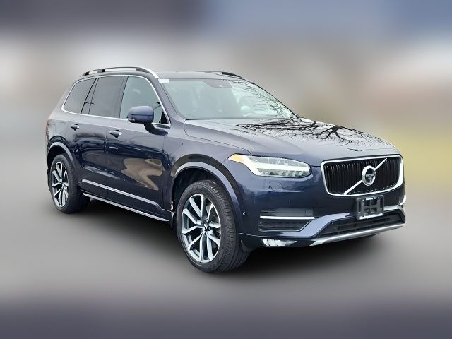 2019 Volvo XC90 Momentum