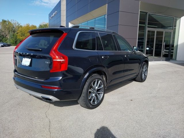 2019 Volvo XC90 Momentum