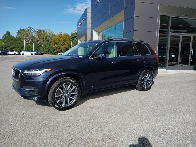 2019 Volvo XC90 Momentum