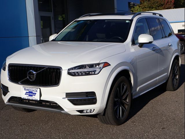 2019 Volvo XC90 Momentum