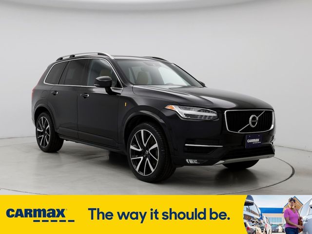 2019 Volvo XC90 Momentum