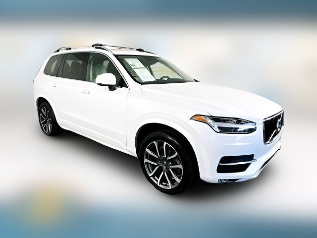 2019 Volvo XC90 Momentum