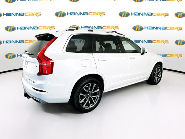 2019 Volvo XC90 Momentum