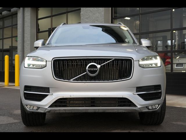 2019 Volvo XC90 Momentum