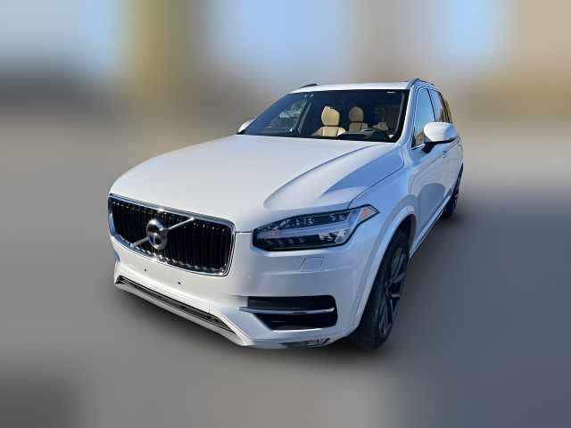 2019 Volvo XC90 Momentum