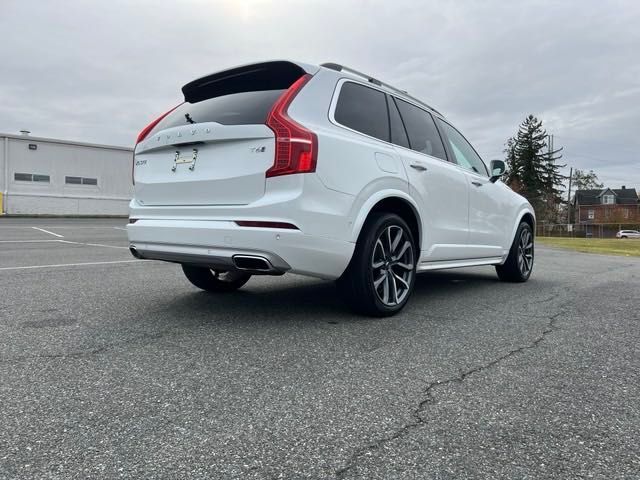 2019 Volvo XC90 Momentum