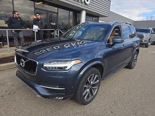 2019 Volvo XC90 Momentum