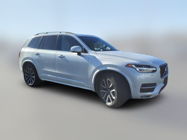 2019 Volvo XC90 Momentum