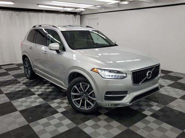 2019 Volvo XC90 Momentum